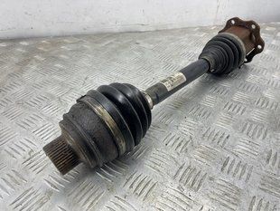 Привідний вал передній 4G0407271F Audi A6 Audi A6, Audi A7, Audi A8, Audi Q5, Audi RS7, Audi S6, Audi S7, Audi S8, Audi SQ5