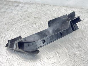 Ущільнювач крила 4M0821169B Audi Q7