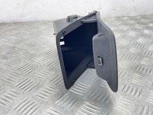 Бардачок / ящик для речей 39829132 Volvo XC90