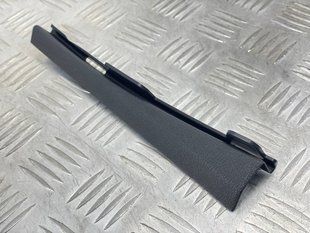 Облицювання стійки 8W0868203A4PK Audi A4
