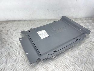 Накладка 8R0863565B Audi Q5