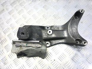Опора / Кронштейн двигателя 4G0199307H Audi A6