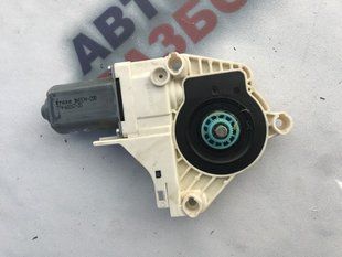 Мотор стеклоподъемника 8K0959802A Audi Q7