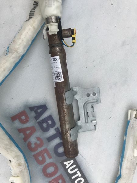 Шторка безпеки бічна / Airbag 4G5880741E Audi A6