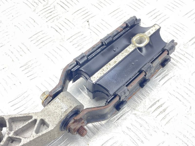 Опора двигуна 31262935 Volvo XC60