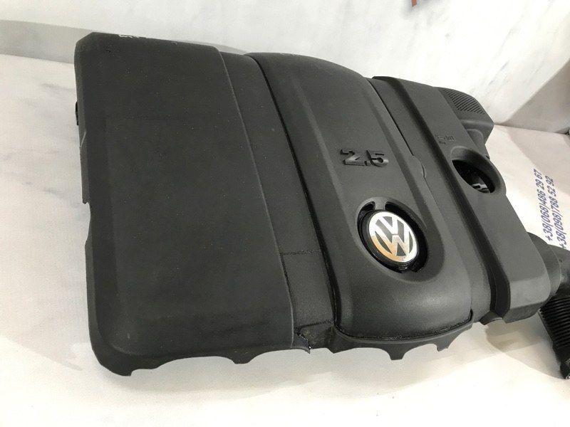 Накладка двигуна 07K129607J Volkswagen Beetle