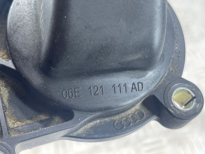 Термостат 06E121111AD Volkswagen Touareg