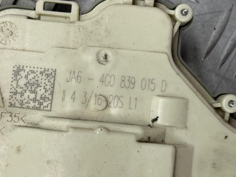 Замок дверей 4G0839015D Audi Q7