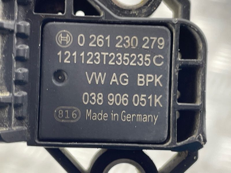 Датчик абсолютного тиску (MAP) 038906051K Audi S6