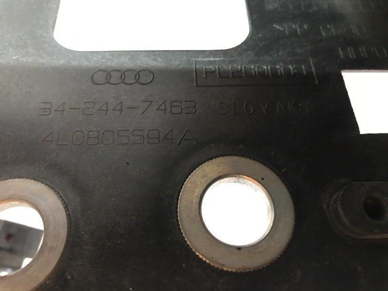 Телевізор / передня панель 4L0805594A Audi Q7
