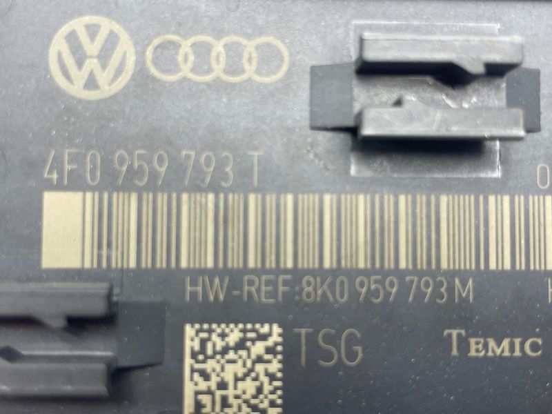 Блок управления двери 4F0959793T Audi Q7