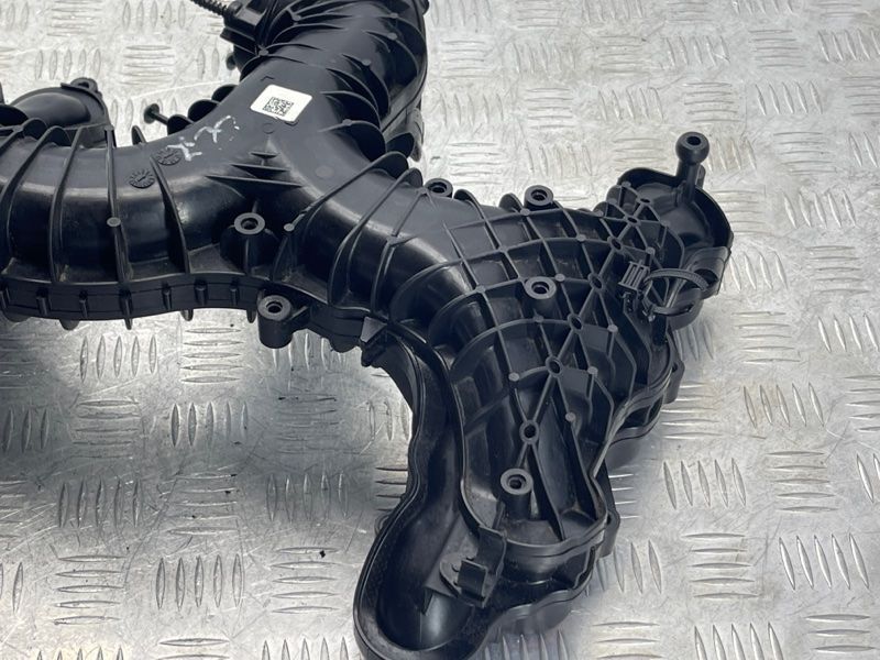 Колектор впускний 059129711DM Audi Q7