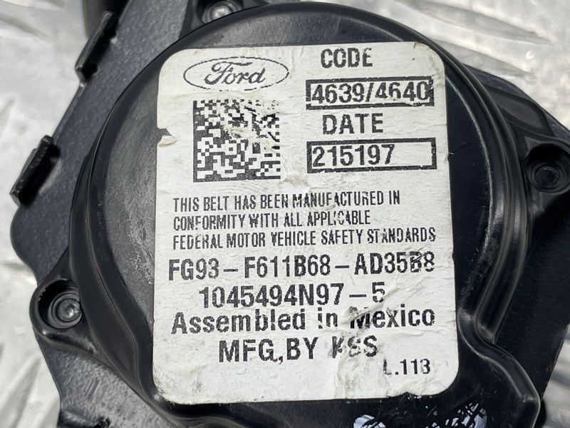 Ремінь безпеки сидіння 2-го ряду FG93F611B68AD35B8 Ford Fusion