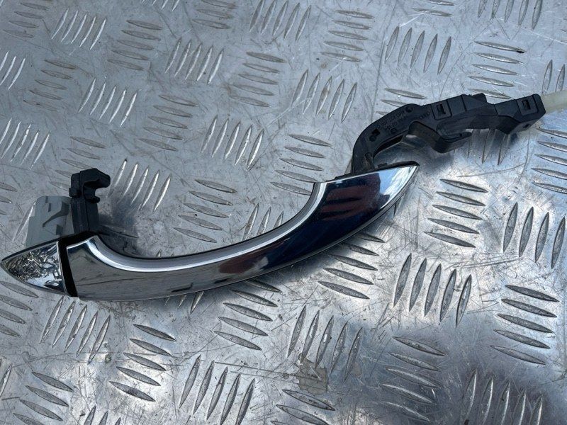 Ручка дверей (keyless) зовнішня 4H0837206C Audi A6