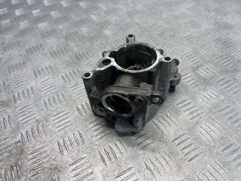 Вакуумний насос 06J145100N Audi Q3