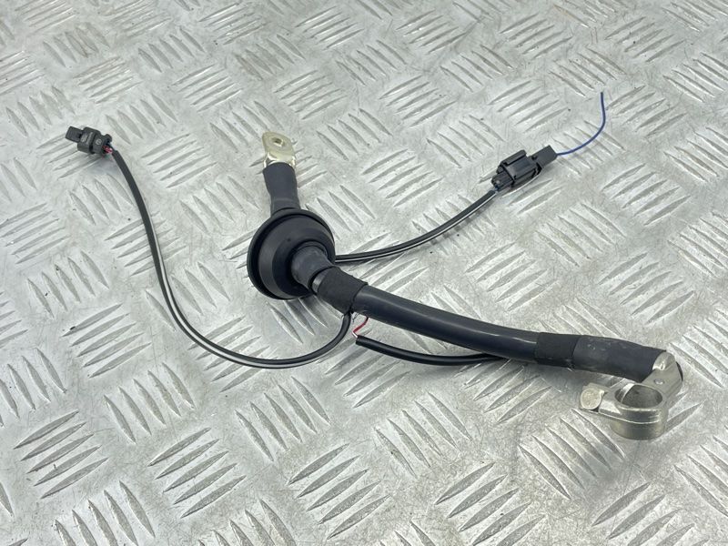Клема акумулятора 4L0971225E Audi Q7