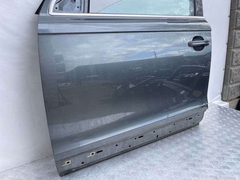 Двері 4L0831051A Audi Q7