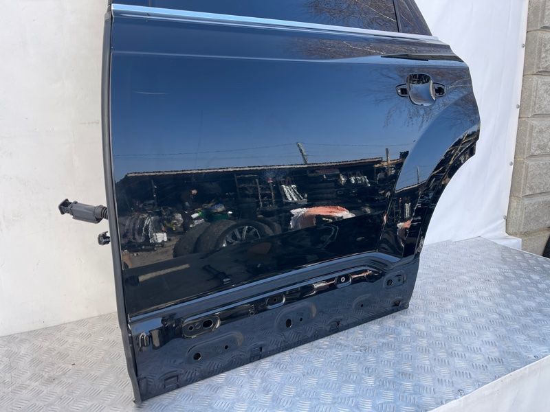 Двері 4M0833051E Audi Q7