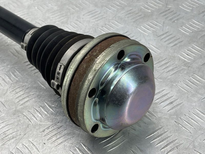 Піввісь 8R0501203C Audi A7