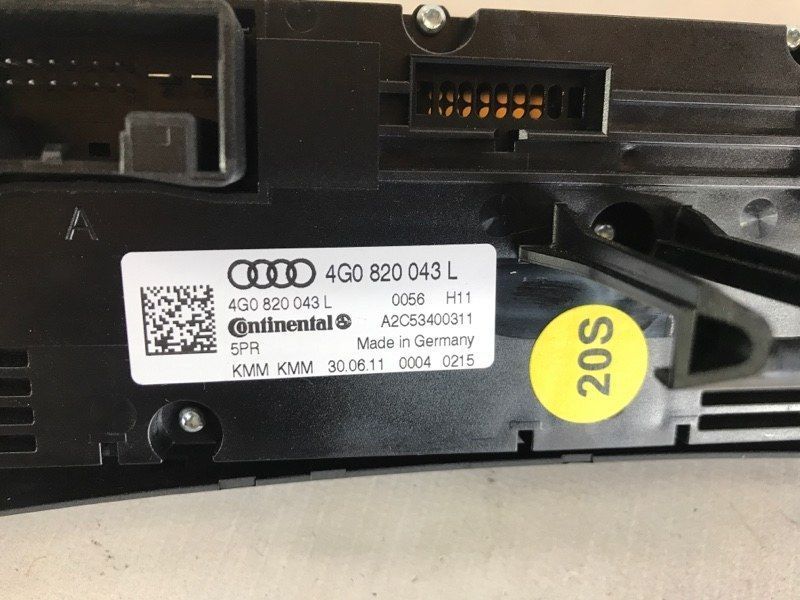 Панель управления климат-контролем 4G0820043L Audi A7