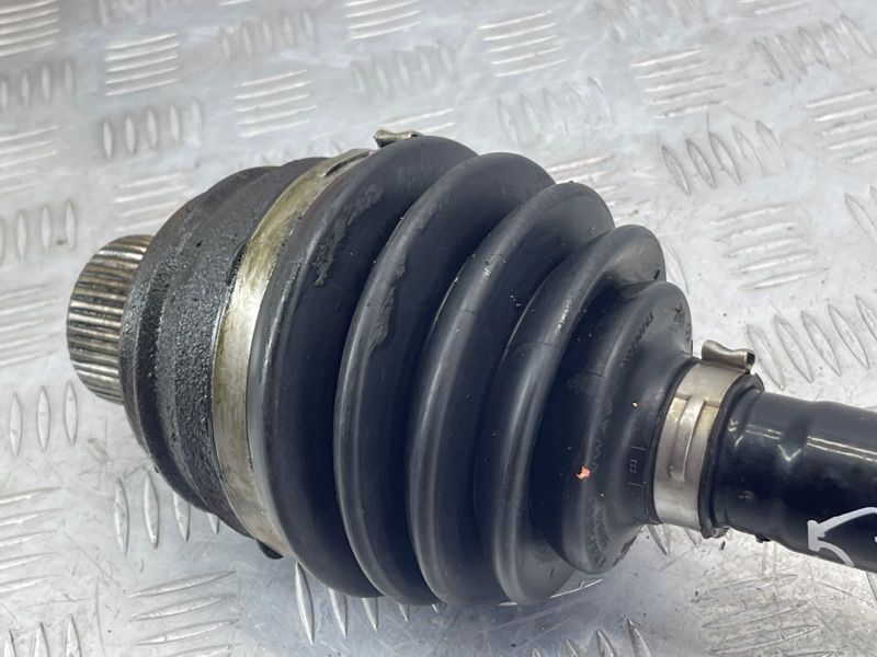 Піввісь 4H0407271H Audi A6