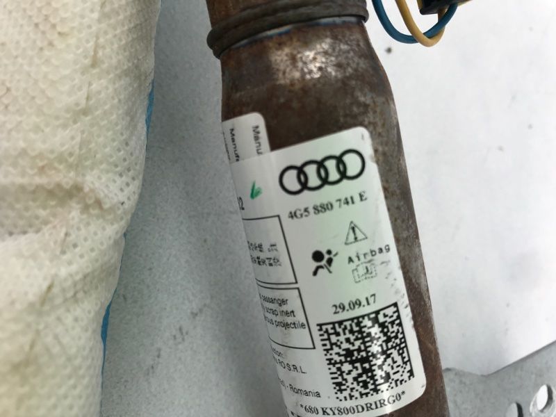 Шторка безпеки бічна / Airbag 4G5880741E Audi A6