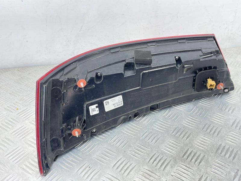 Стоп / ліхтар 4M0945093D Audi Q7