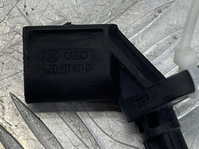 Датчик ABS Audi A6