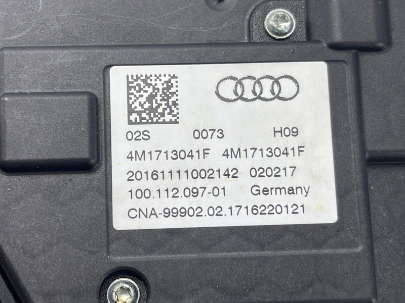 Селектор переключения передач / Кулиса 4M1713041F Audi Q7