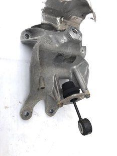 Опора / кронштейн двигуна 4M0199308AT Audi Q7