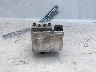 Блок ABS 7P0614517K Volkswagen Touareg
