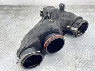 Впускний патрубок 31370316 Volvo XC90