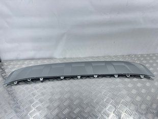 Спойлер переднего бампера 4M0807733DKA8 Audi Q7