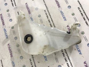 Бачок омивача скла 4G8955451E Audi A6
