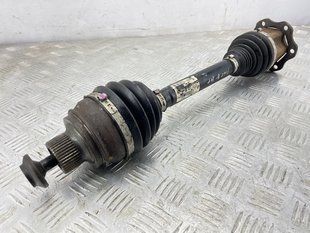Привідний вал передній 4G0407271F Audi A6 Audi A6, Audi A7, Audi A8, Audi Q5, Audi RS7, Audi S6, Audi S7, Audi S8, Audi SQ5