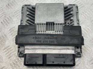 Блок управления двигателем 8R0907551F Audi Q5