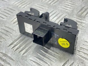 Блок кнопок склопідйомників дверей 5K4959857 Volkswagen Passat