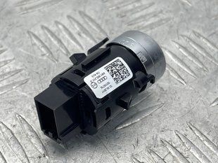 Кнопка cтарт/cтоп 4M1905217D Audi Q7