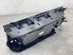 Подстаканник Volvo XC60