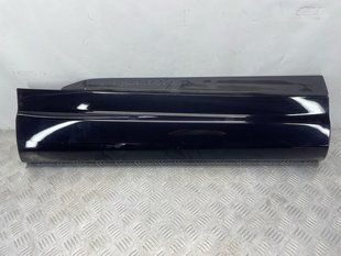 Накладка дверей 4M0853970G Audi Q7