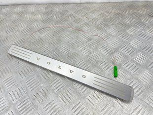 Вставка накладки порогу 31479061 Volvo XC90