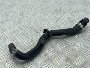 Патрубок 31368536 Volvo XC60