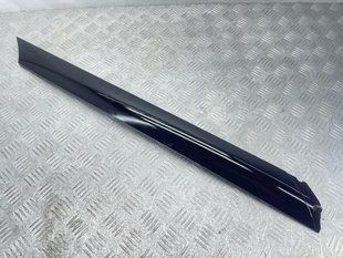 Молдинг лобового скла 31672585 Polestar 2