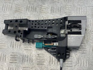 Кронштейн ручки 4H1837885 Audi A7