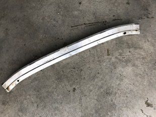 Усилитель переднего бампера 4L0807113 Audi Q7