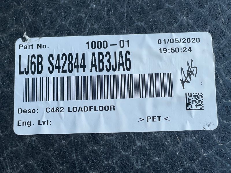 Панель підлоги багажного відсіку LJ6BS42844AB3JA6 Ford Escape