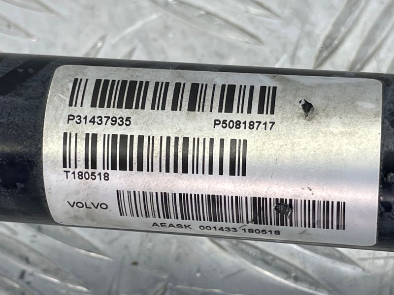 Піввісь 31437935 Volvo XC60