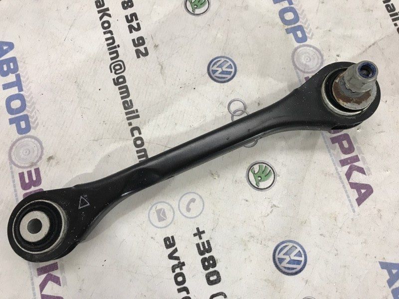 Рычаг задней подвески нижний левый/правый 8K0501529L Audi A6 Audi A4, Audi A4 Allroad, Audi A5, Audi A6, Audi A7, Audi A8, Audi Q5, Audi RS7, Audi S4, Audi S5, Audi S6, Audi S7, Audi S8, Audi SQ5, Porsche Macan