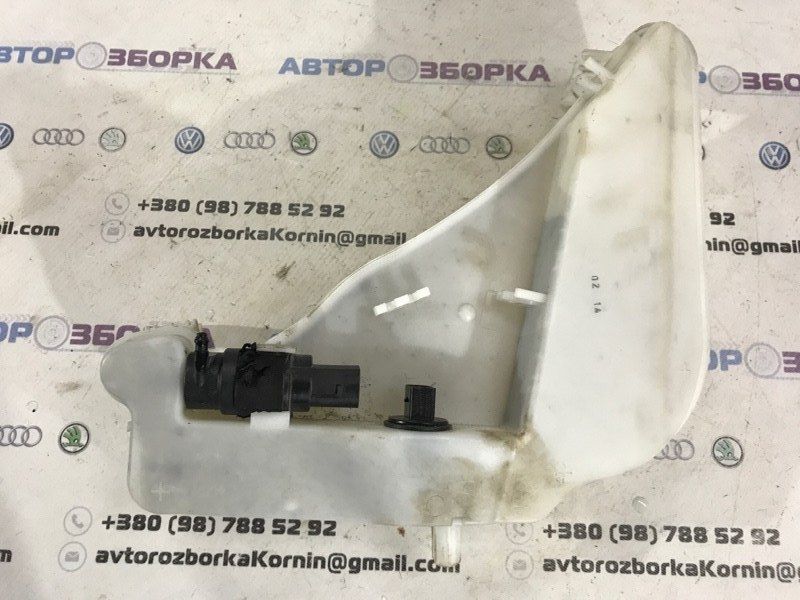 Бачок омивача скла 4G8955451E Audi A6