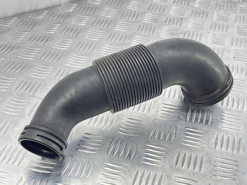 Шланг забору повітря 7L6129627F Volkswagen Touareg